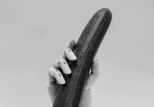 Schlong sex toys for men cucumber with hand, fellatio 2000px